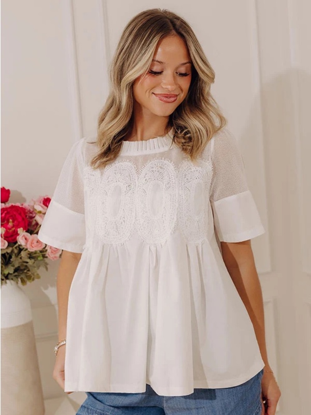 Fate CHARMED LIFE LACE APPLIQUE MESH TOP IN WHITE Large